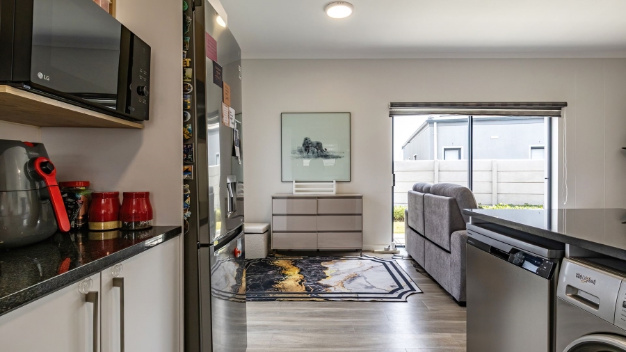 3 Bedroom Property for Sale in Burgundy Estate Western Cape